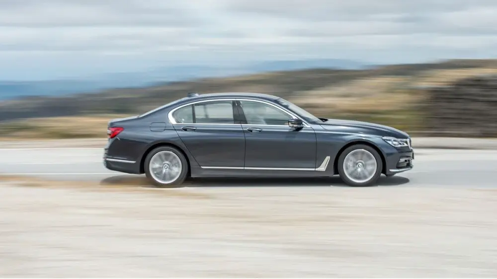 BMW 7 Serisi 7 Serisi 730i Pure Excellence 2