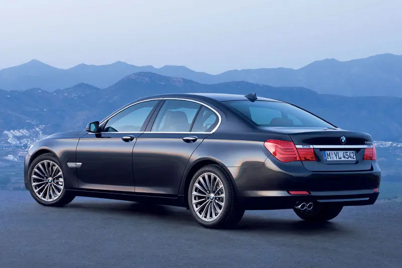 BMW 7 Serisi 7 Serisi 740d Standart 6