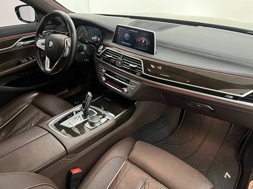 BMW 7 Serisi 7 Serisi 740d xDrive Long M Excellence 4