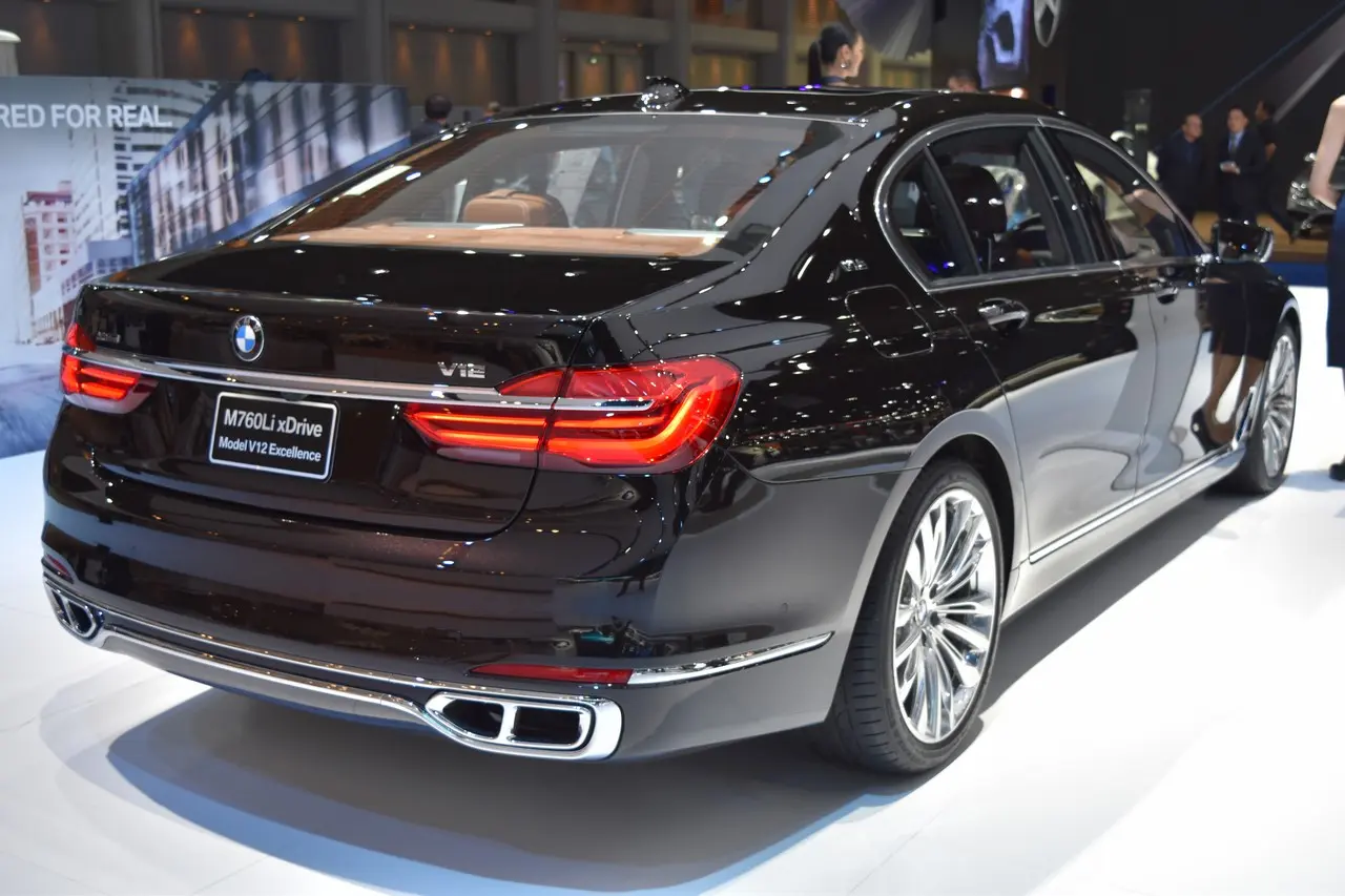 BMW 7 Serisi 7 Serisi 740d xDrive M Excellence 3