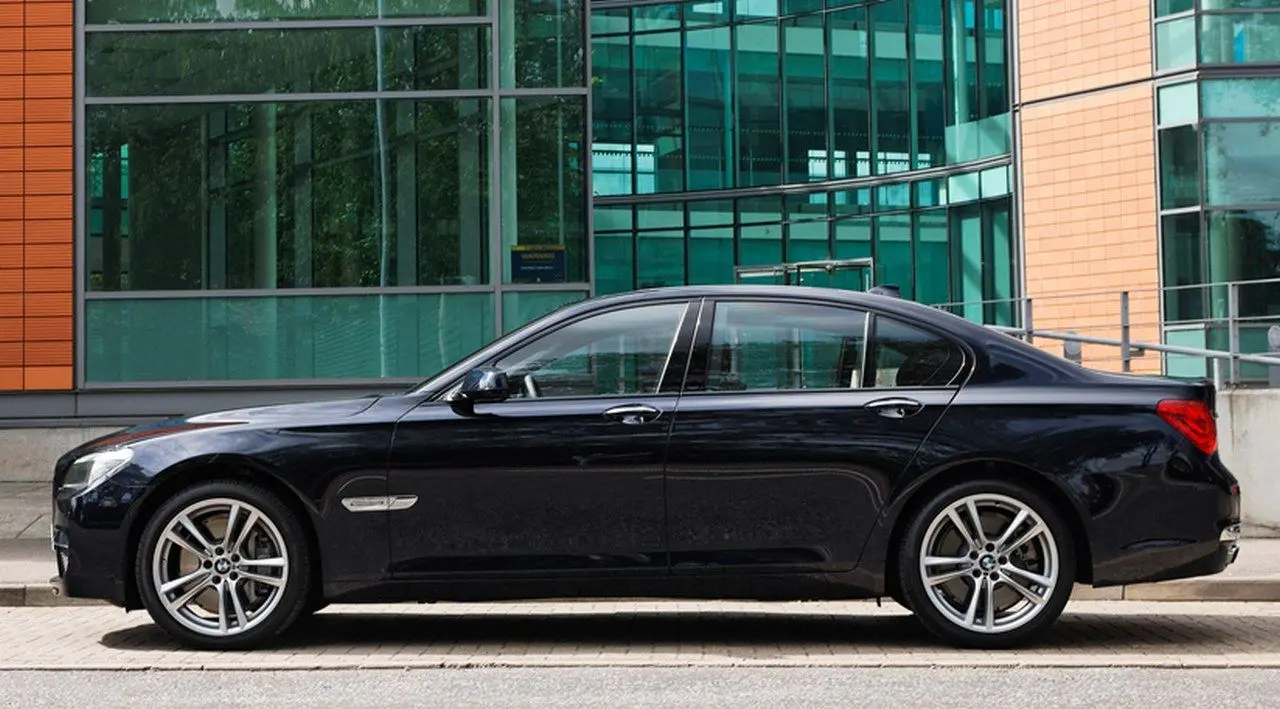 BMW 7 Serisi 7 Serisi 740d xDrive M Sport 3