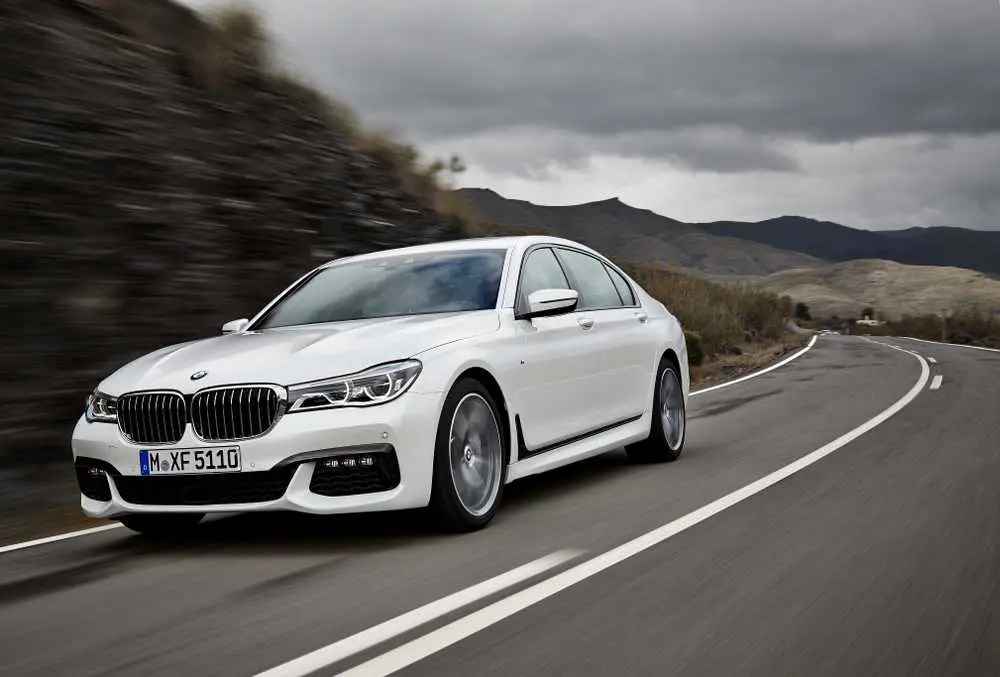 BMW 7 Serisi 7 Serisi 740e iPerformance Luxury 4