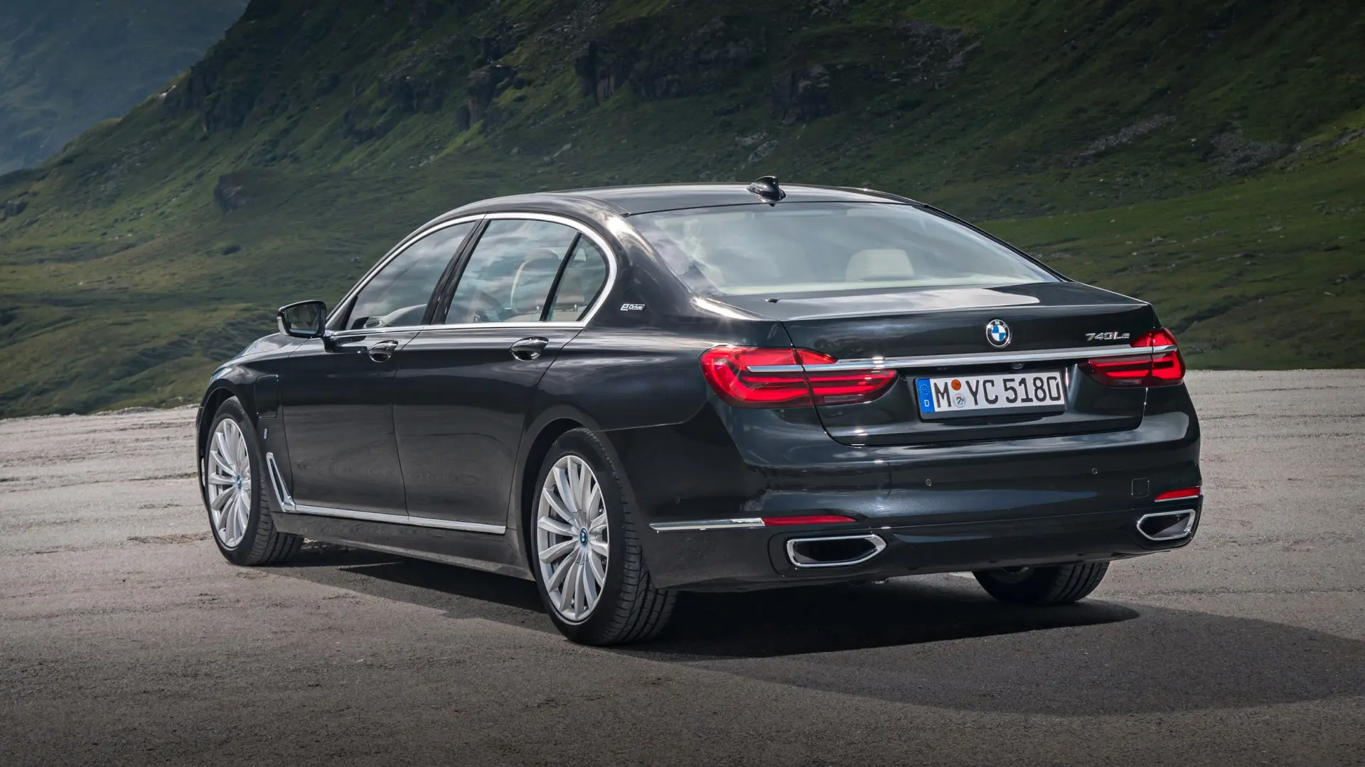 BMW 7 Serisi 7 Serisi 740e xDrive Long iPerformance M Excellence 7
