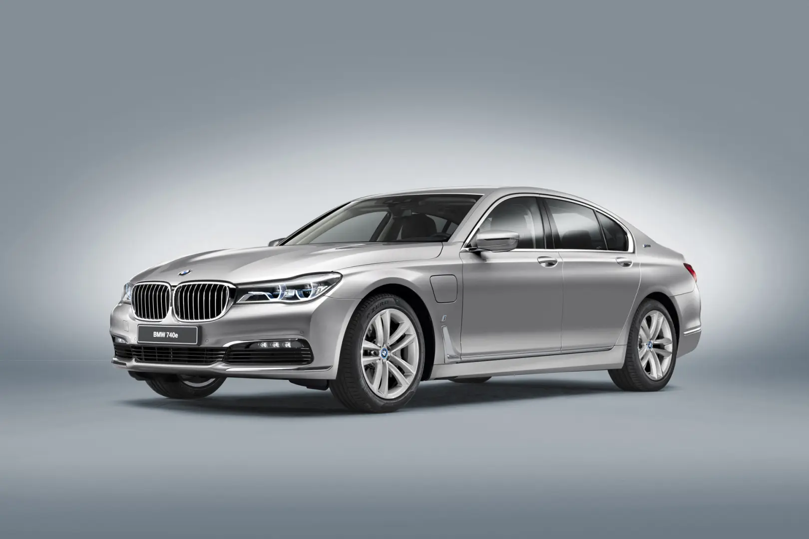 BMW 7 Serisi 7 Serisi 740e xDrive Long iPerformance M Sport 5