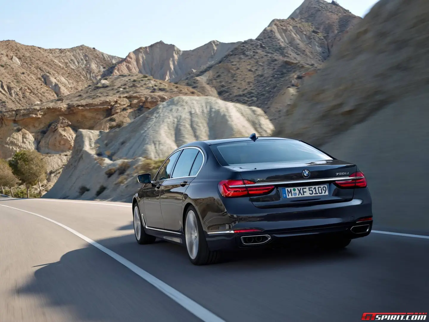 BMW 7 Serisi 7 Serisi 740e xDrive Long iPerformance Pure 5