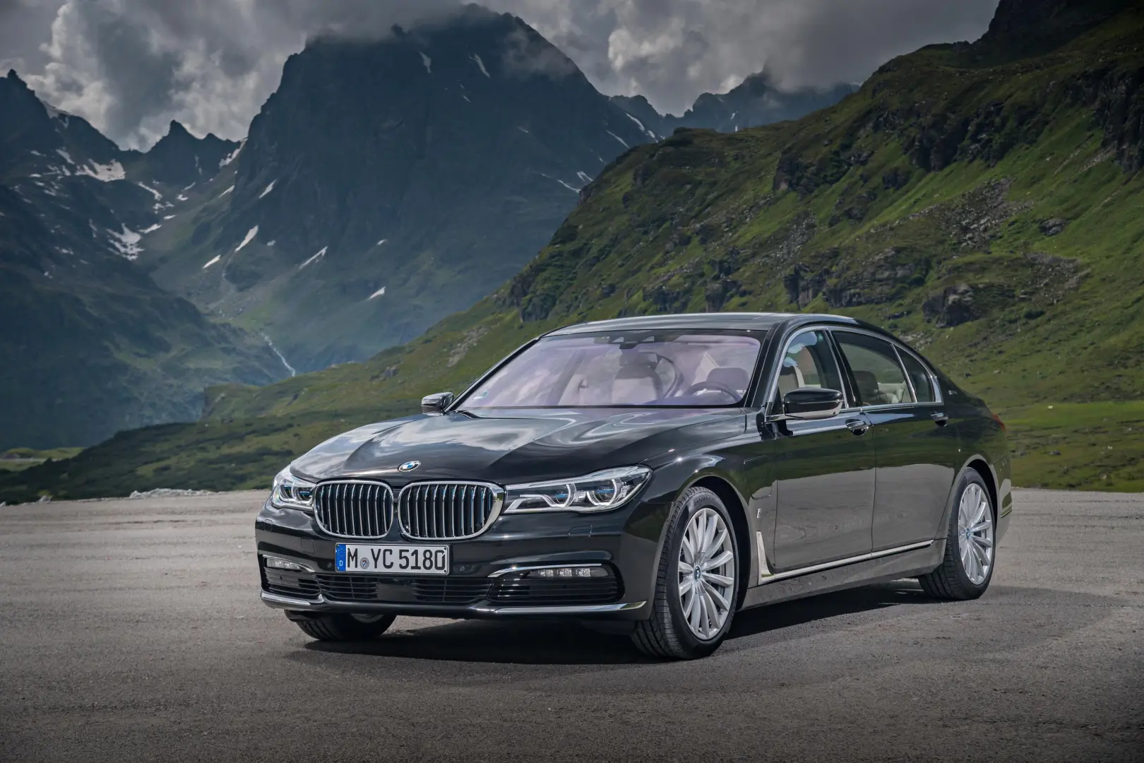 BMW 7 Serisi 7 Serisi 740e xDrive Long iPerformance Prestige 1