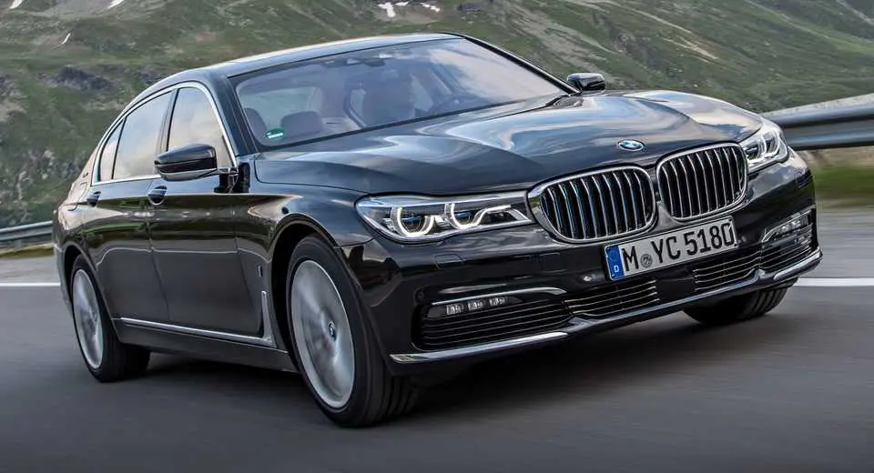 BMW 7 Serisi 7 Serisi 740e xDrive Long iPerformance M Excellence 4