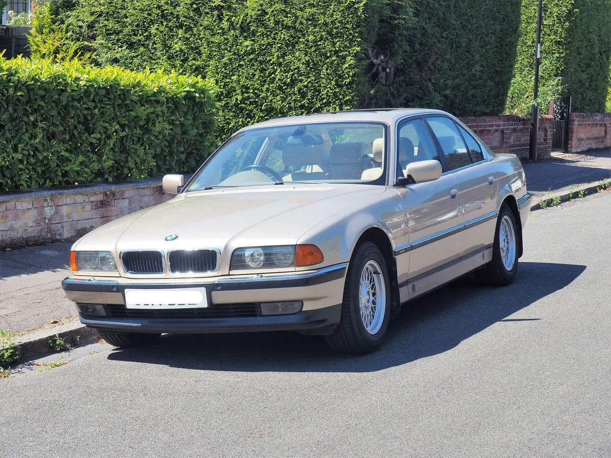 BMW 7 Serisi 7 Serisi 740i Standart 4