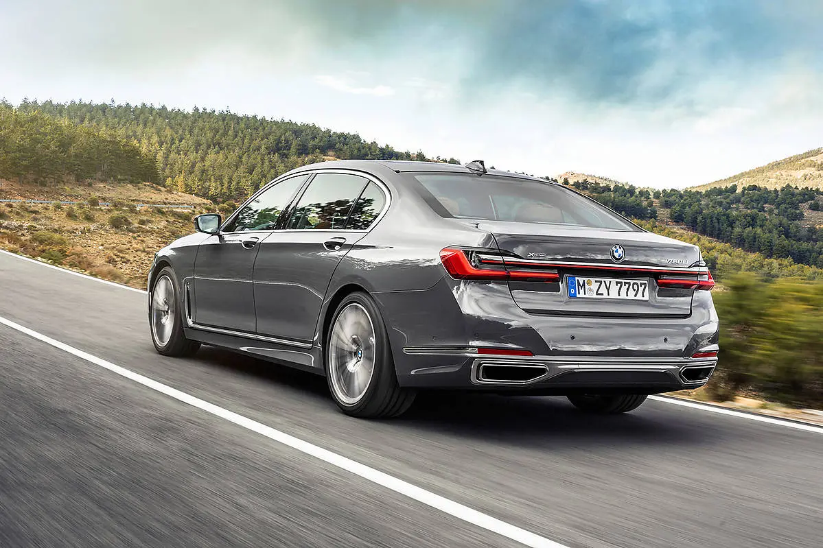 BMW 7 Serisi 7 Serisi 745e xDrive Long Pure Excellence 3
