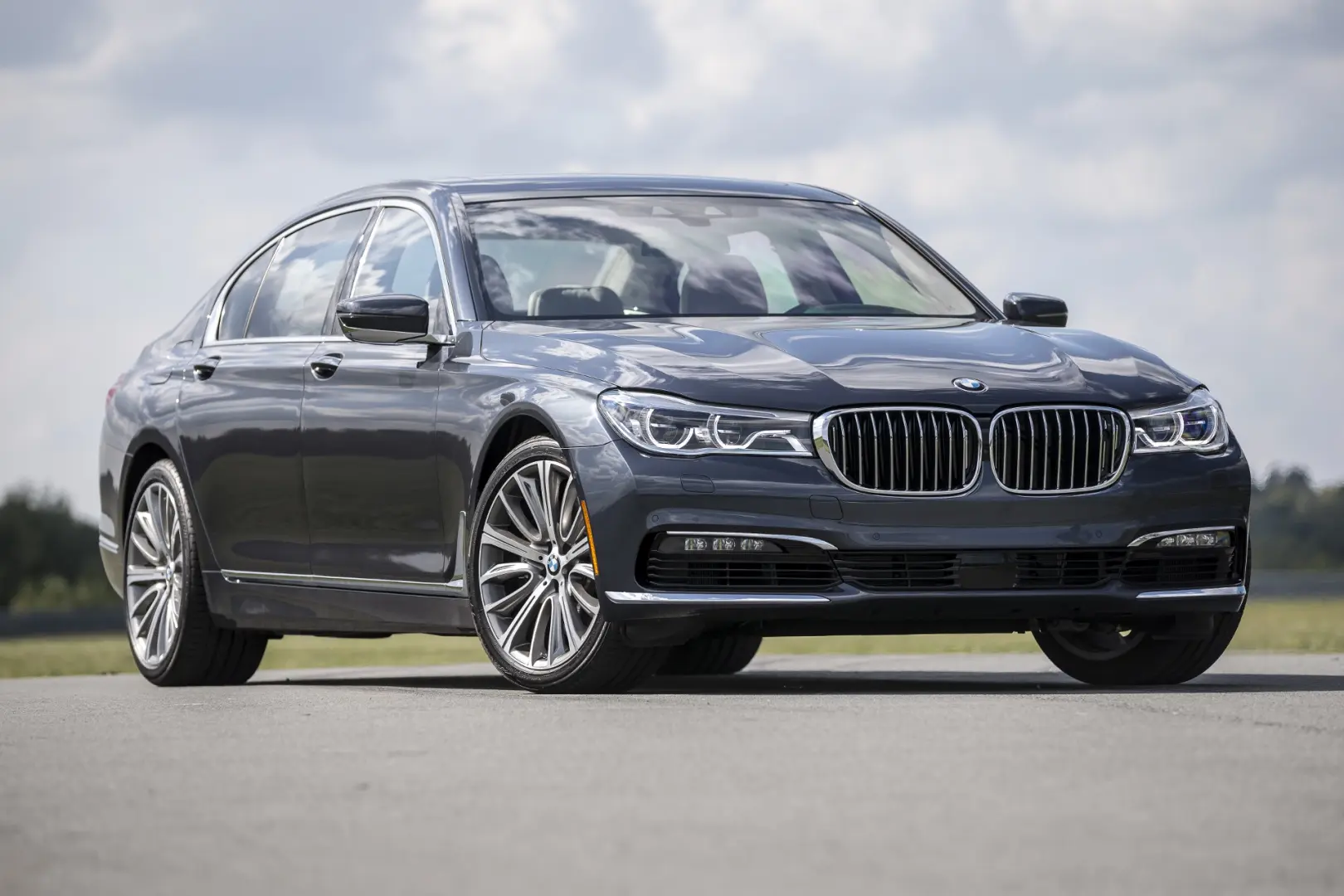 BMW 7 Serisi 7 Serisi 750d xDrive Long Pure 4