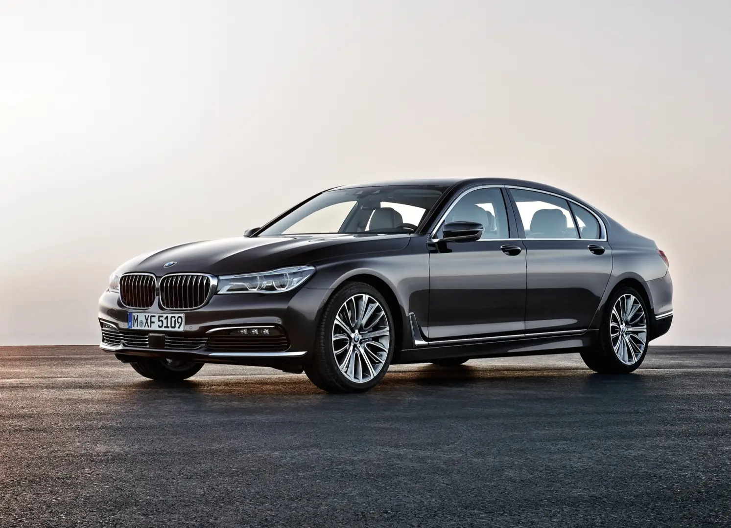 BMW 7 Serisi 7 Serisi 750d xDrive Long M Excellence 3