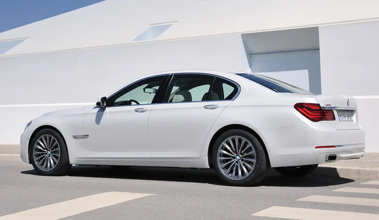 BMW 7 Serisi 7 Serisi 750d xDrive Standart 2