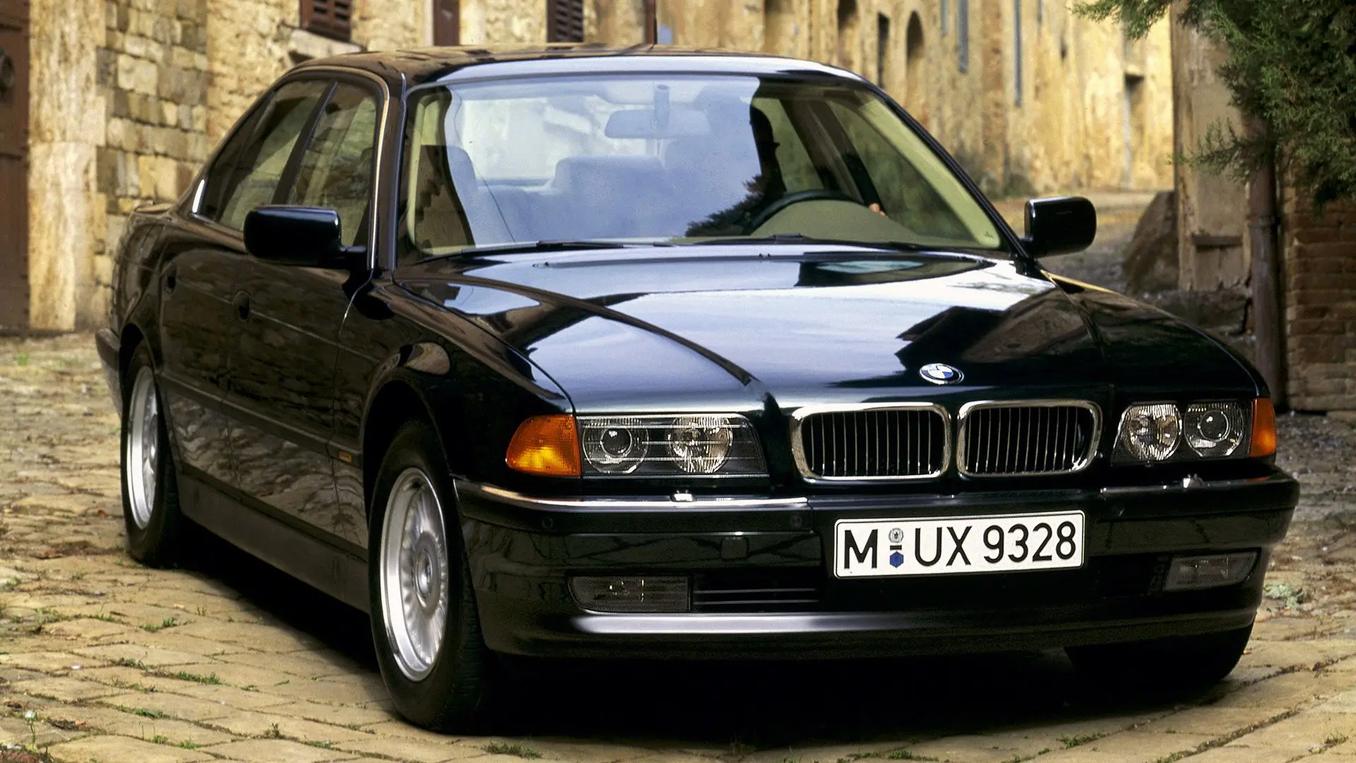 BMW 7 Serisi 7 Serisi 750i Standart 7
