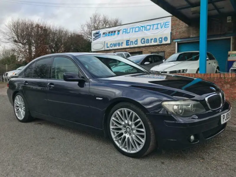 BMW 7 Serisi 7 Serisi 750i Standart 5
