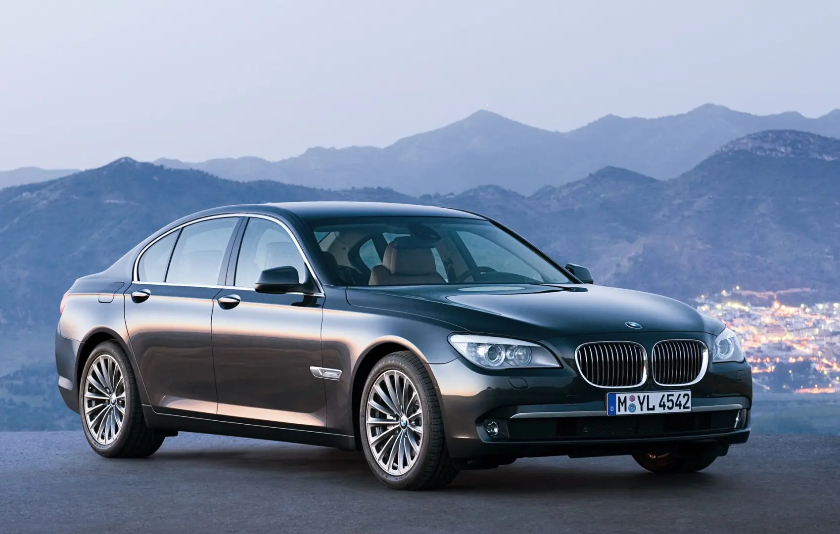 BMW 7 Serisi 7 Serisi 750i xDrive Long High End 1