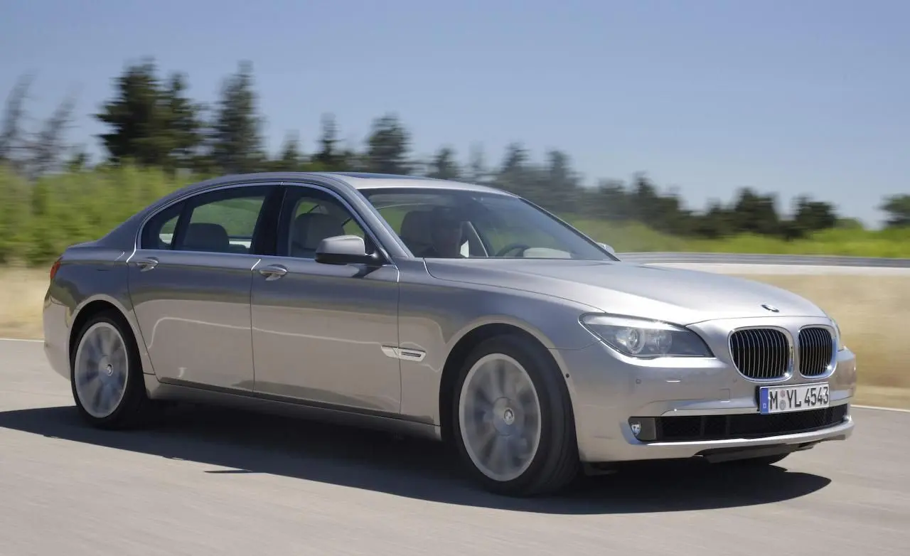 BMW 7 Serisi 7 Serisi 750i xDrive Long High End 2