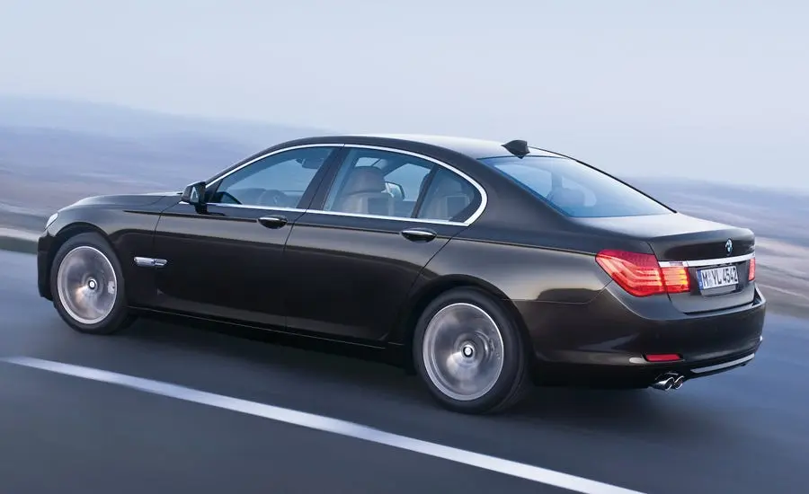 BMW 7 Serisi 7 Serisi 750i xDrive Long Standart 5