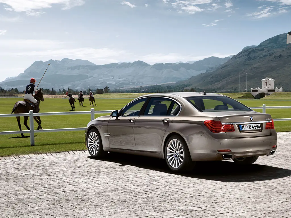 BMW 7 Serisi 7 Serisi 760i Standart 1