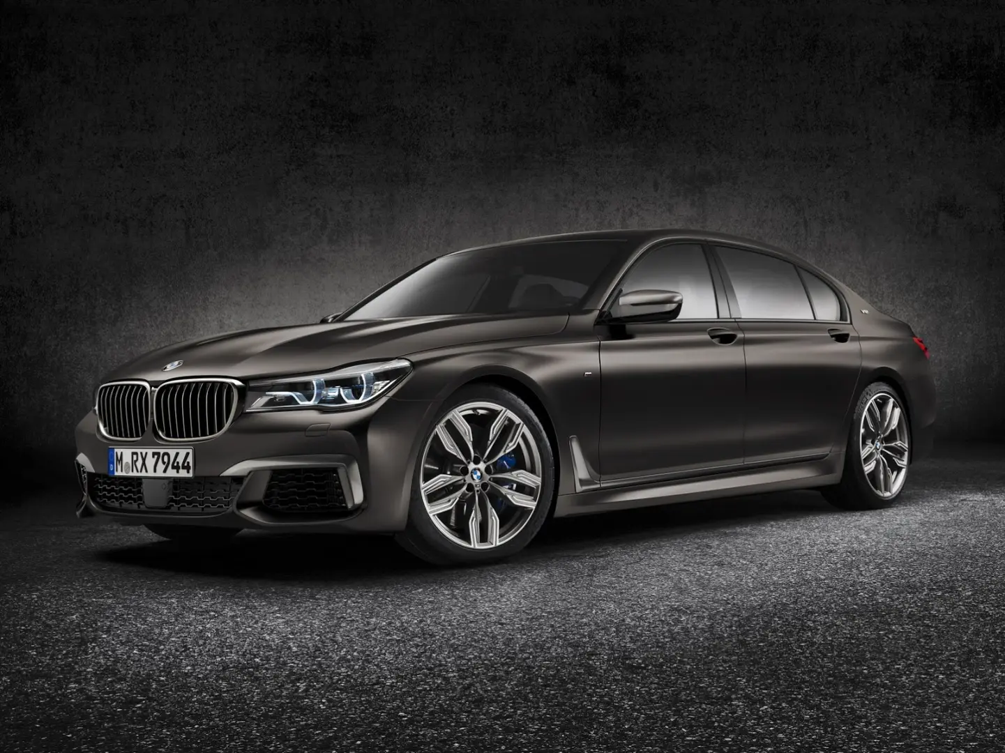 BMW 7 Serisi 7 Serisi M760i xDrive Long Pure 3