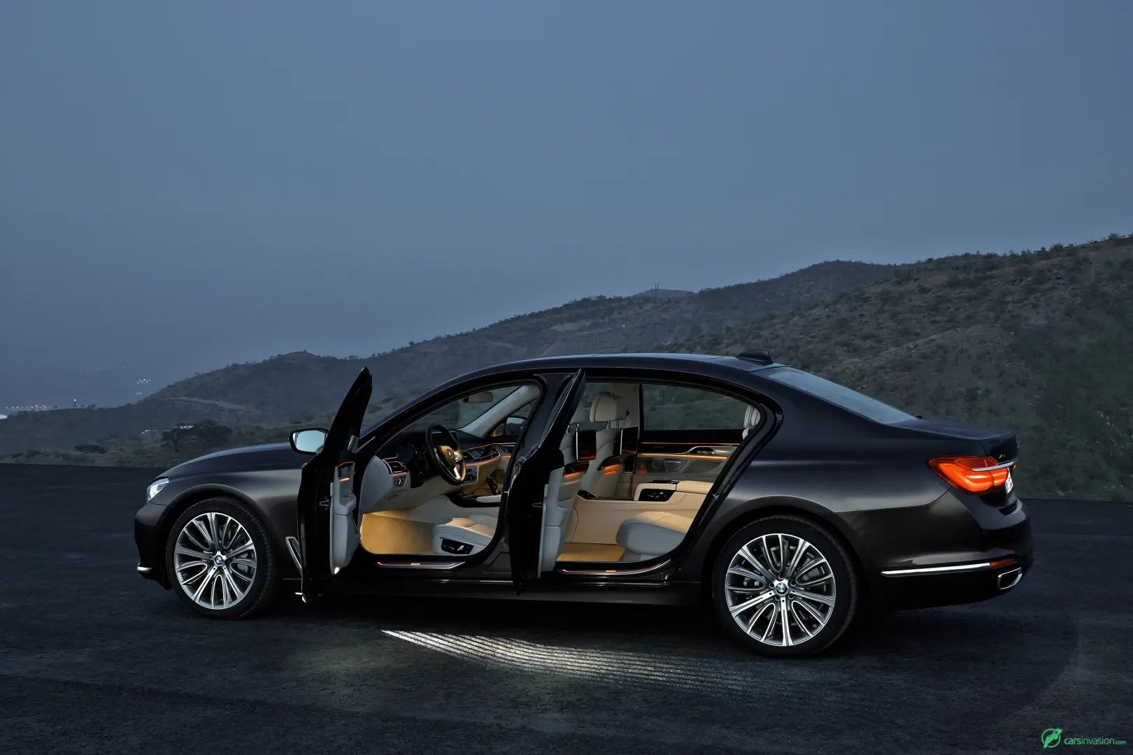 BMW 7 Serisi 7 Serisi 750d xDrive Long Pure 0