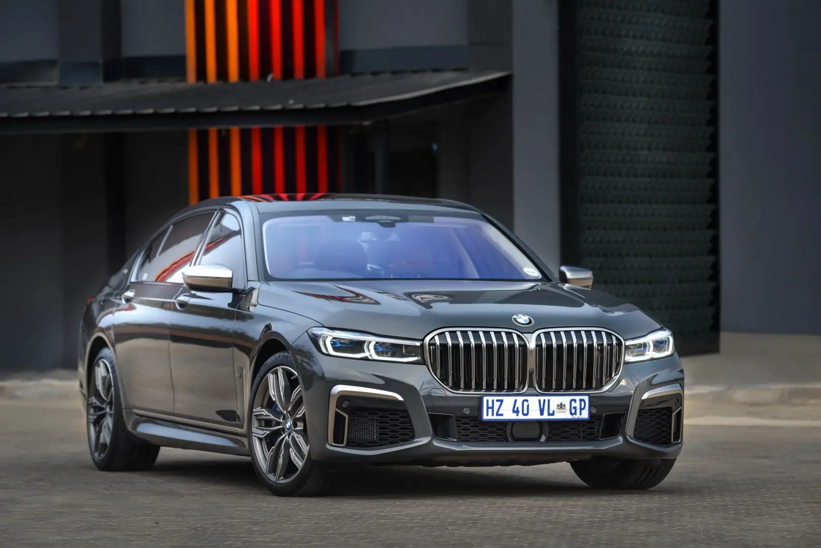 BMW 7 Serisi 7 Serisi M760i xDrive Long Pure 6