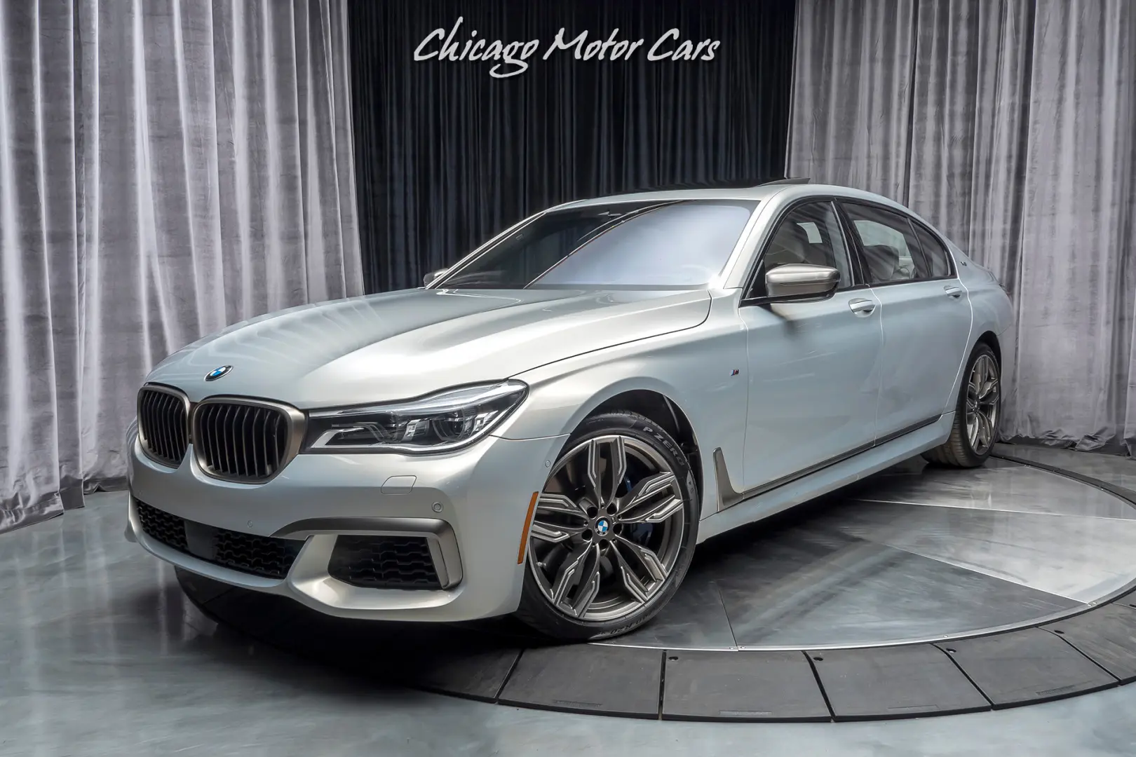 BMW 7 Serisi 7 Serisi M760i xDrive Long Pure 1