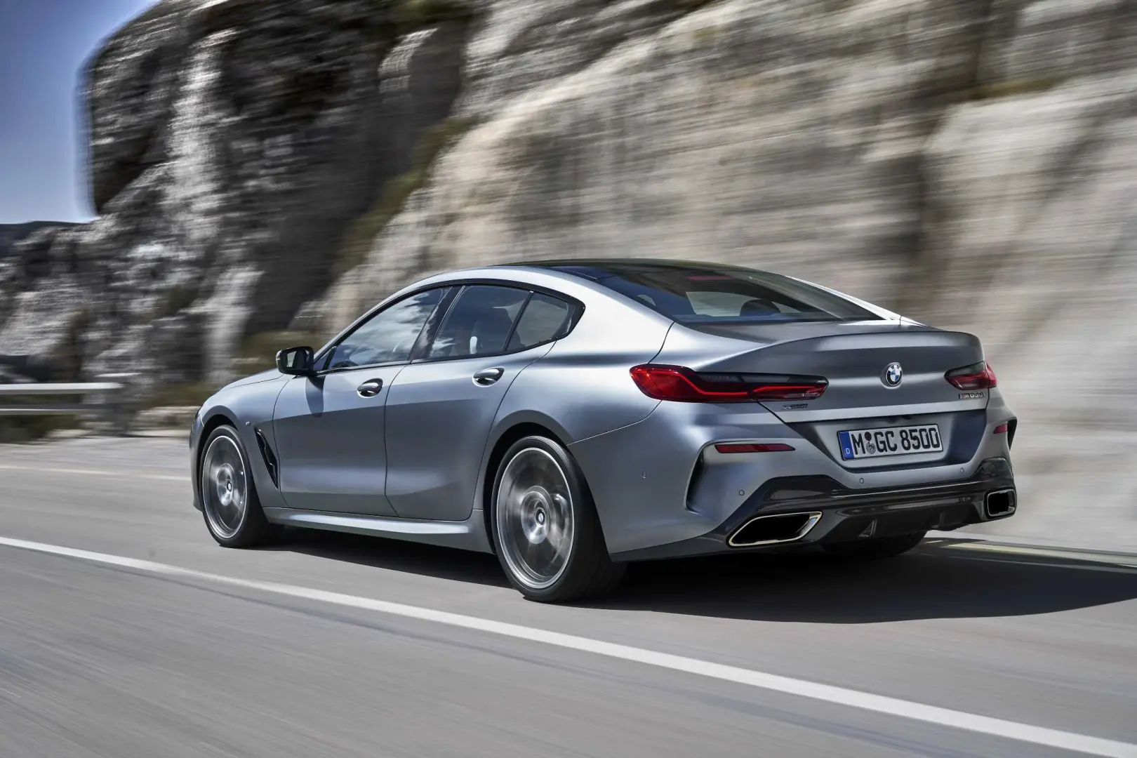 BMW 8 Serisi 8 Serisi 840i xDrive M Technic 1