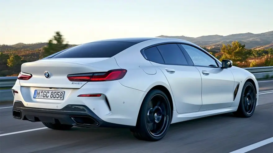 BMW 8 Serisi 8 Serisi 840i xDrive M Sport Coupe 2
