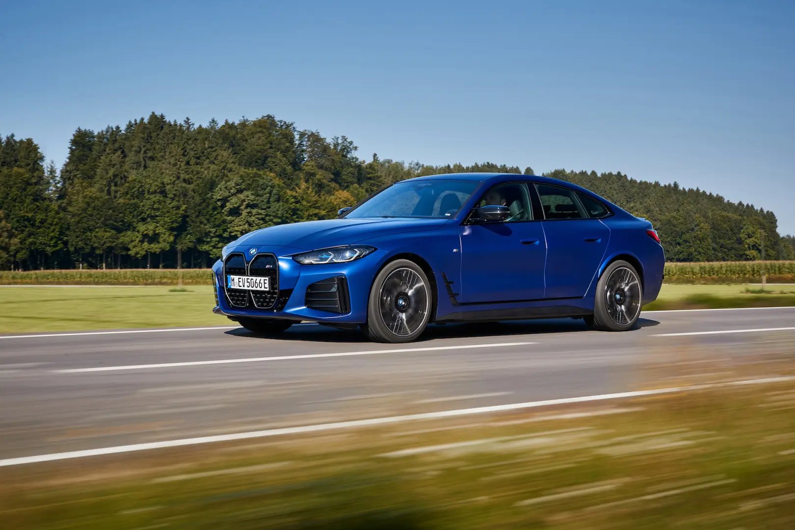 BMW i Serisi i Serisi i4 M50 M Performance 1