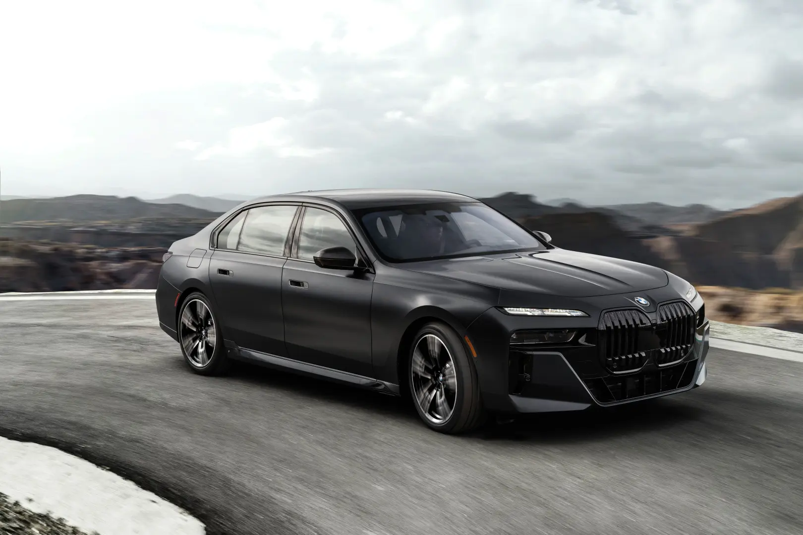 BMW i Serisi i Serisi i7 xDrive60 M Excellence 2