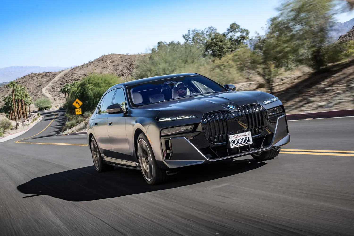 BMW i Serisi i Serisi i7 xDrive60 Pure Excellence 6