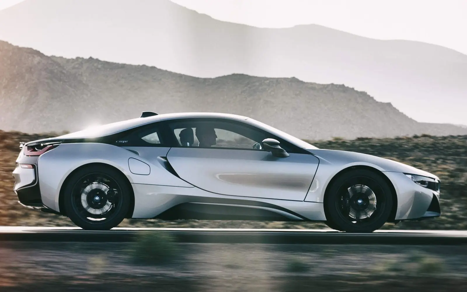 BMW i Serisi i Serisi i8 Pure 3