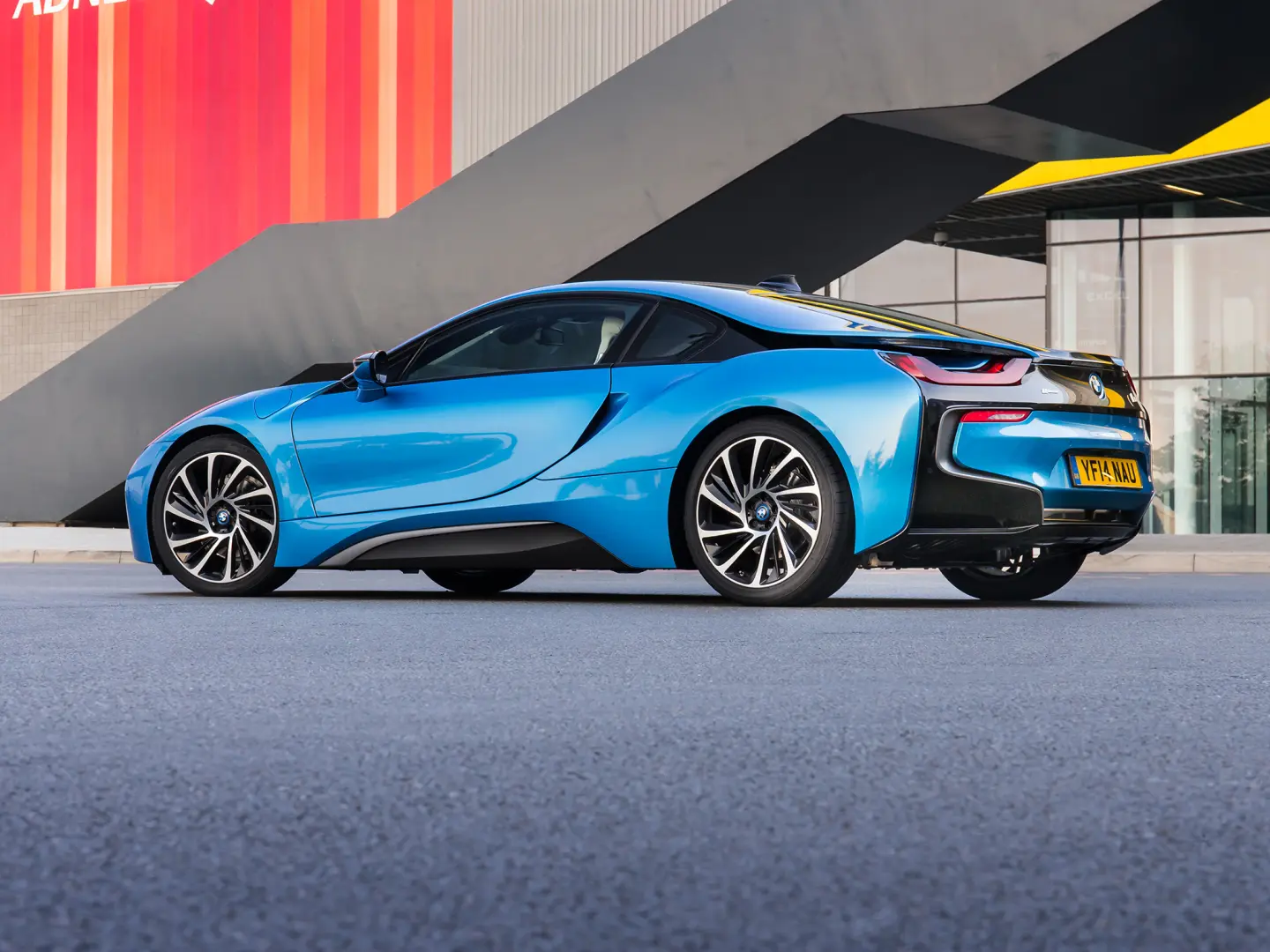 BMW i Serisi i Serisi i8 Pure 4