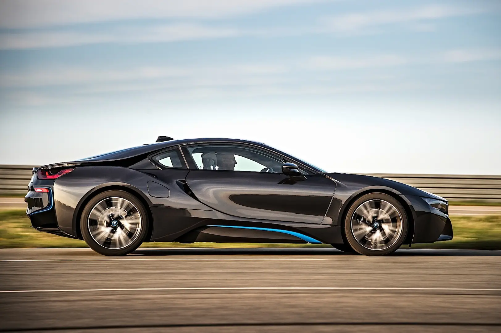 BMW i Serisi i Serisi i8 Standart 4