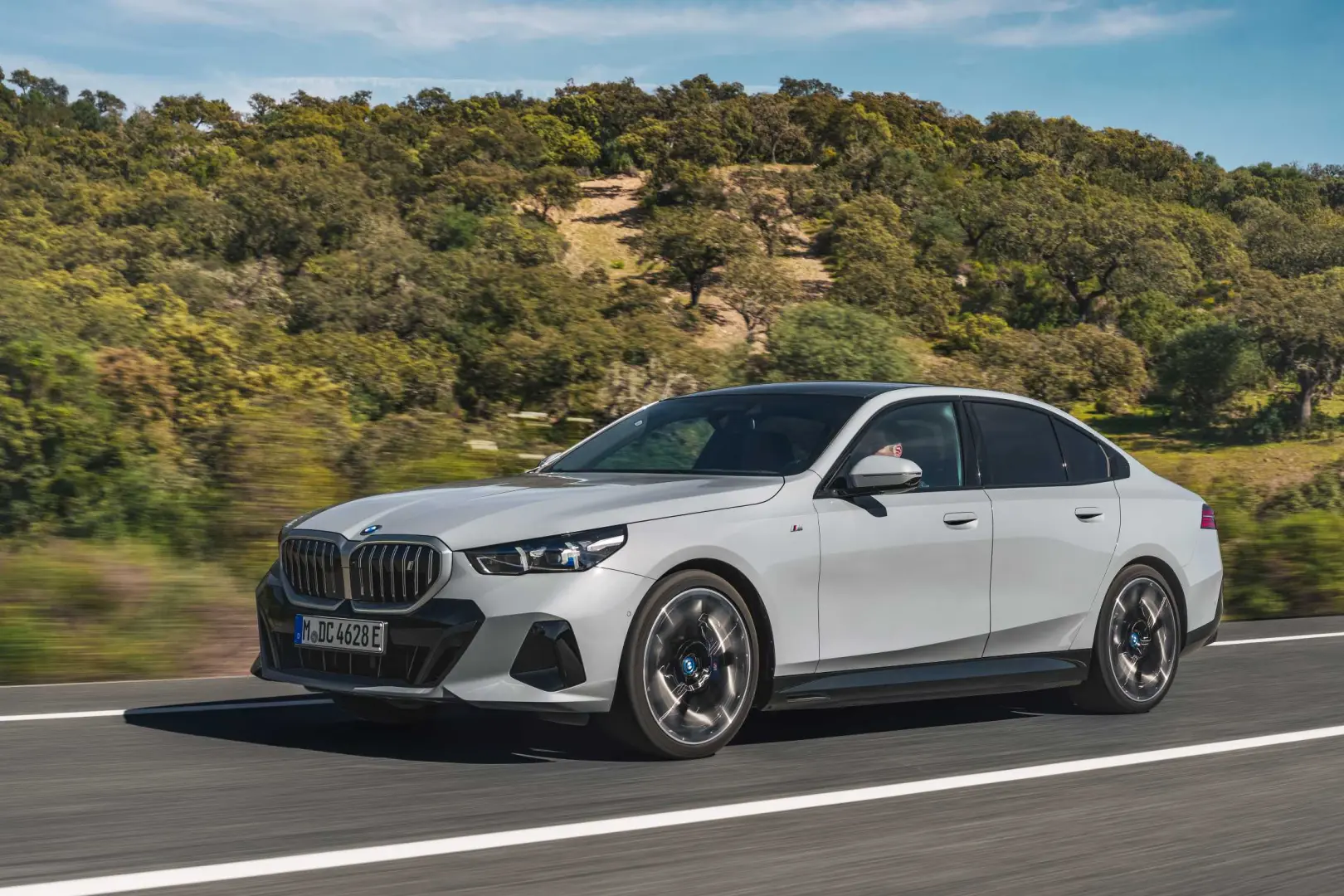 BMW  i5 eDrive40 M Sport 6