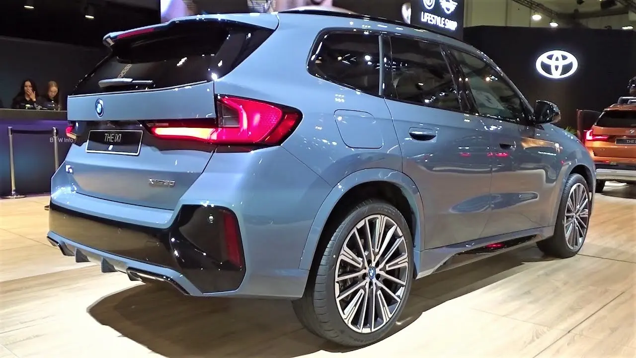 BMW  IX1 xDrive30 M Sport 4