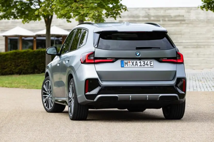 BMW  IX1 xDrive30 X Line 4