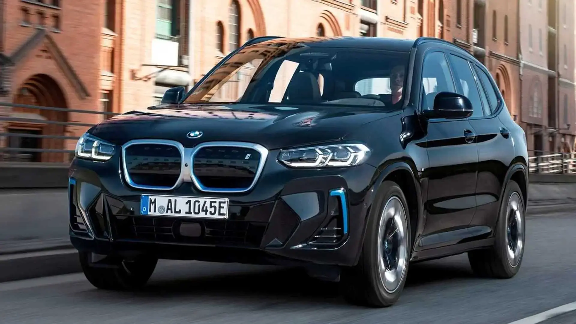 BMW  IX3 Impressive eDrive20 1