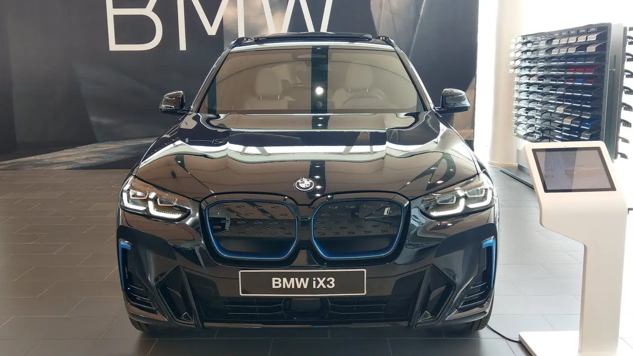 BMW  IX3 Impressive eDrive30 4