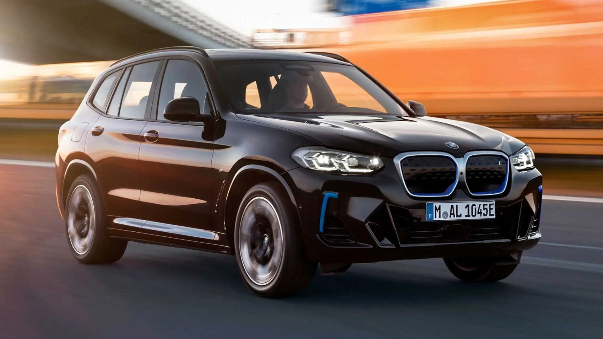 BMW  IX3 Impressive eDrive30 7