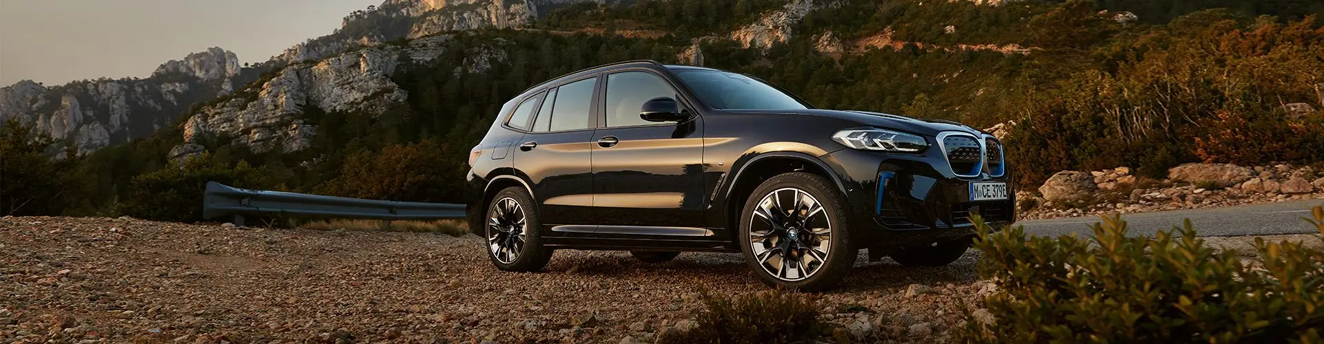 BMW  IX3 Impressive eDrive20 0