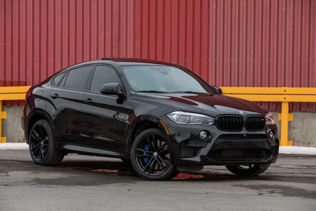 BMW M Serisi M Serisi M X6 xDrive Black Fire Edition 1