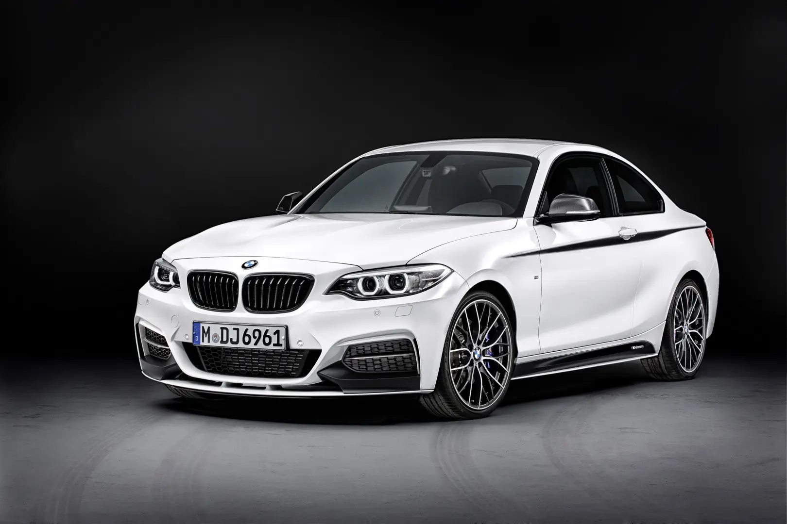 BMW M Serisi M Serisi M235i Standart 1