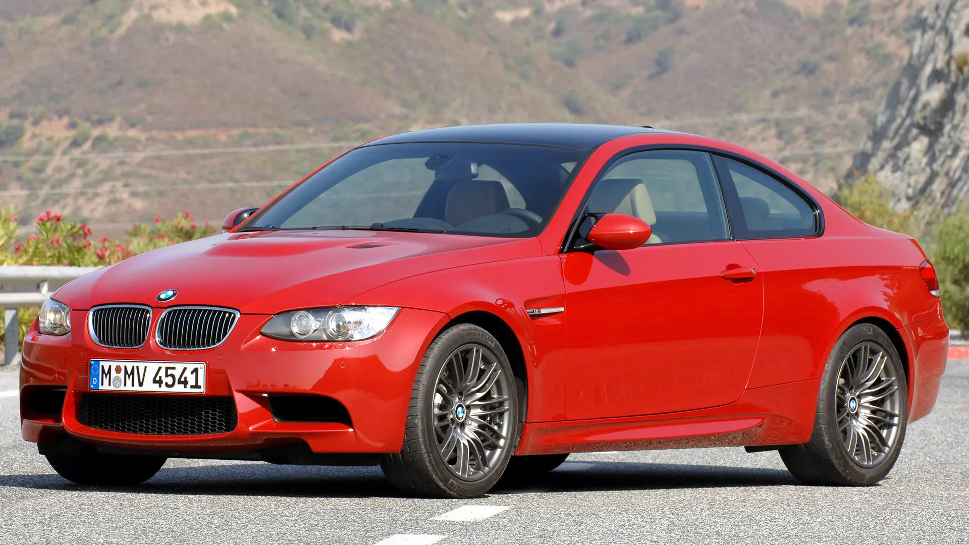 BMW M Serisi M Serisi M3 Standart 1