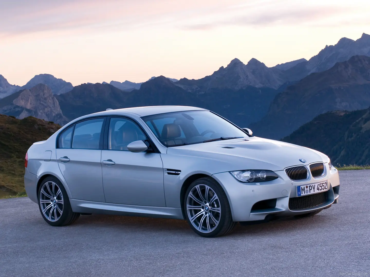 BMW M Serisi M Serisi M3 Standart 6