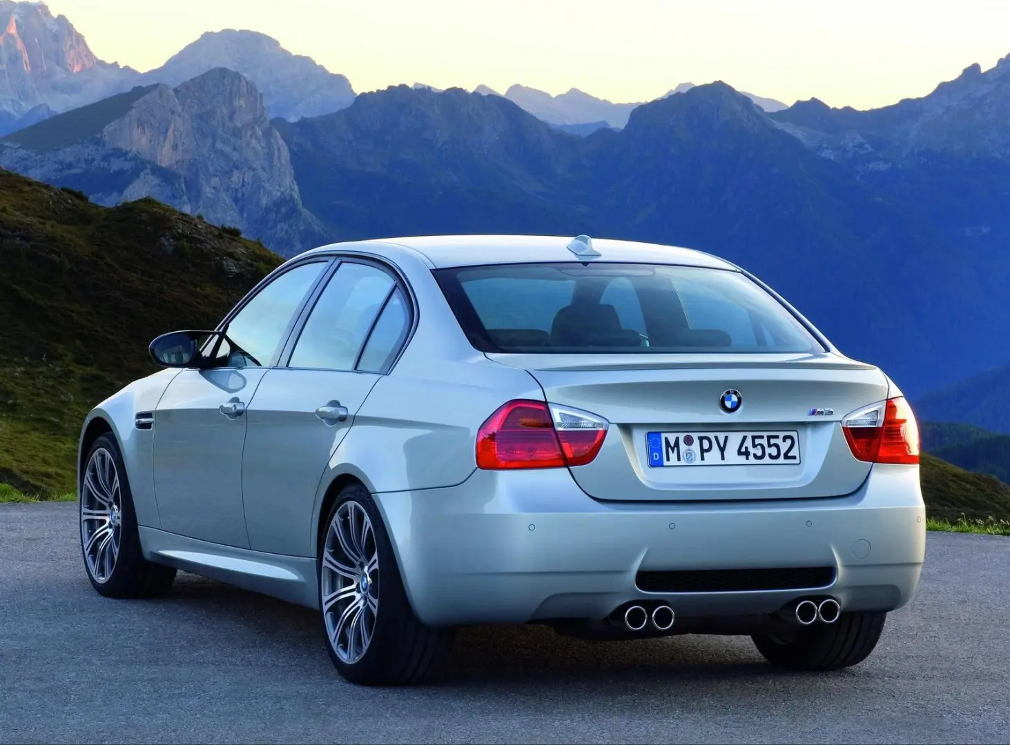 BMW M Serisi M Serisi M3 Standart 1