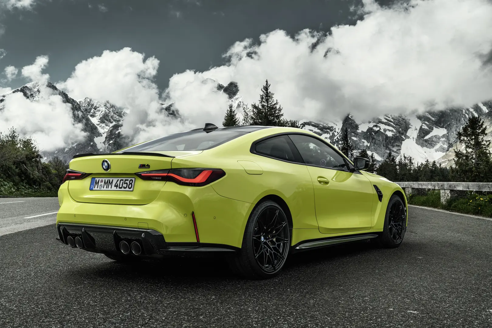 BMW M Serisi M Serisi M4 Competition 6