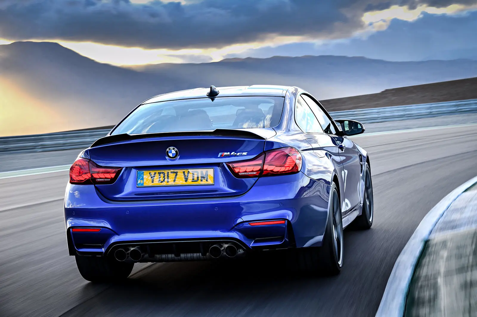 BMW M Serisi M Serisi M4 CS M Competition 5