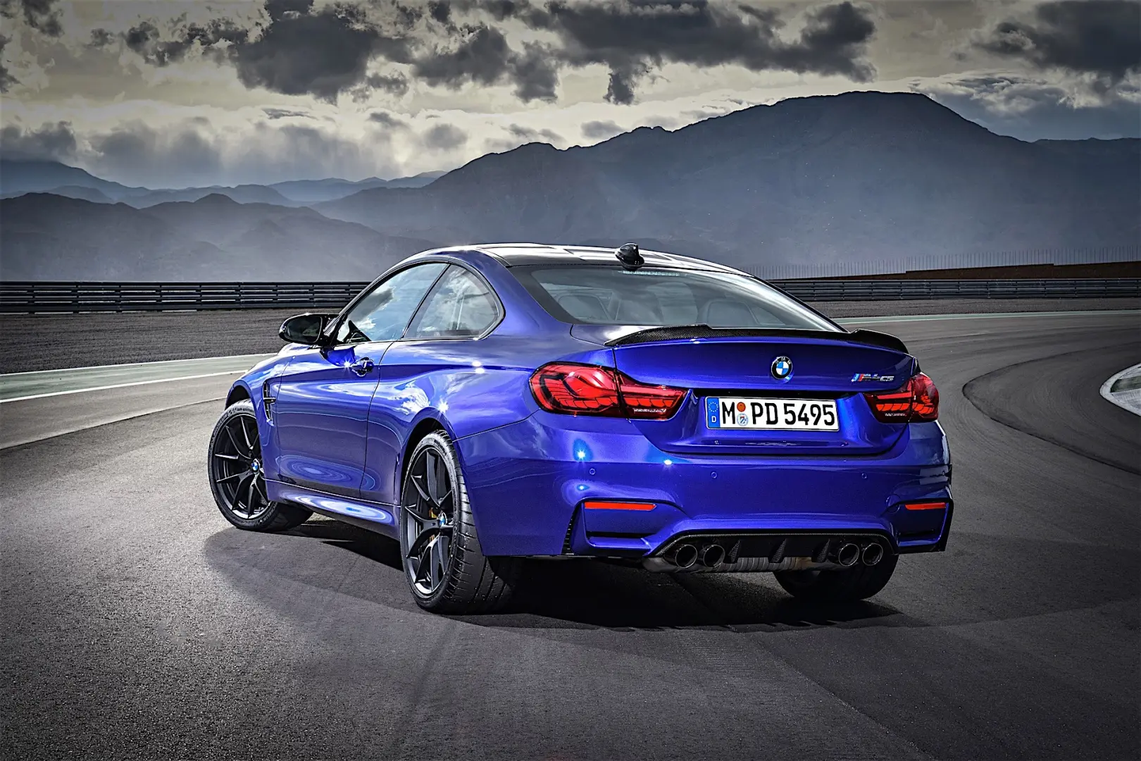 BMW M Serisi M Serisi M4 CS M Competition 3