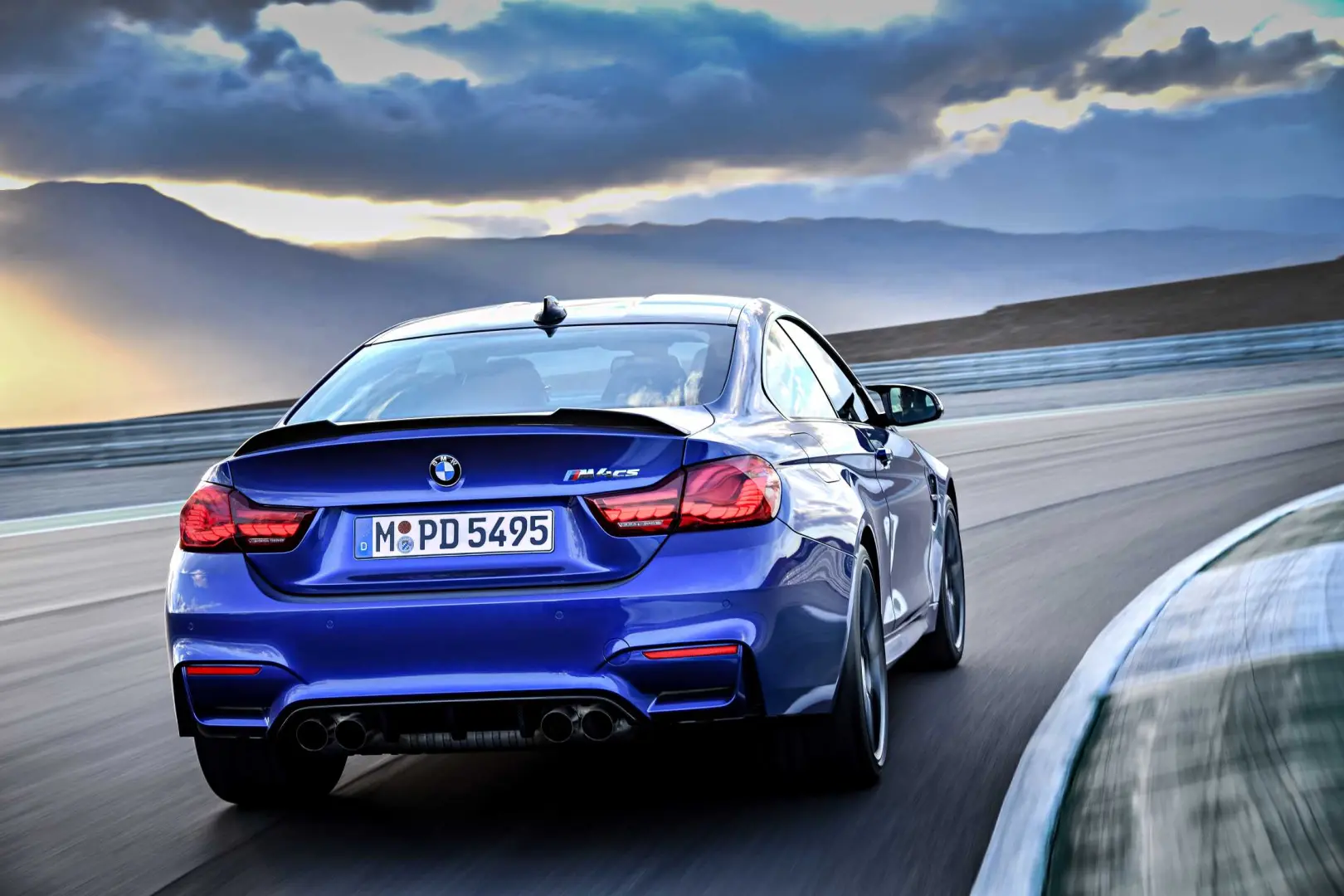BMW M Serisi M Serisi M4 CS M Competition 7
